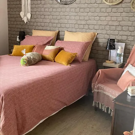 Les Trois Iles O.re.a. Quarto em Acomodações Particulares *